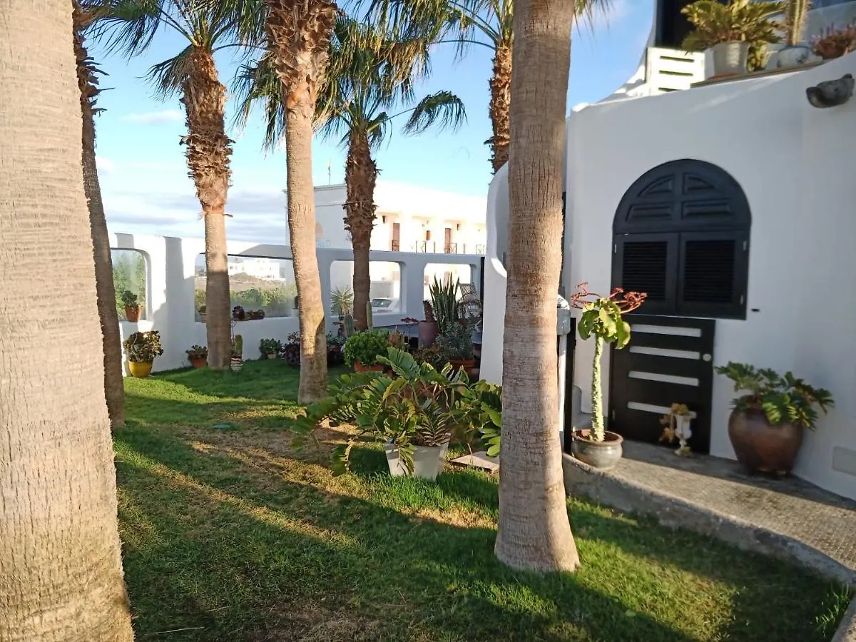Apartamento Alana Cotillo Garden 1 0*,